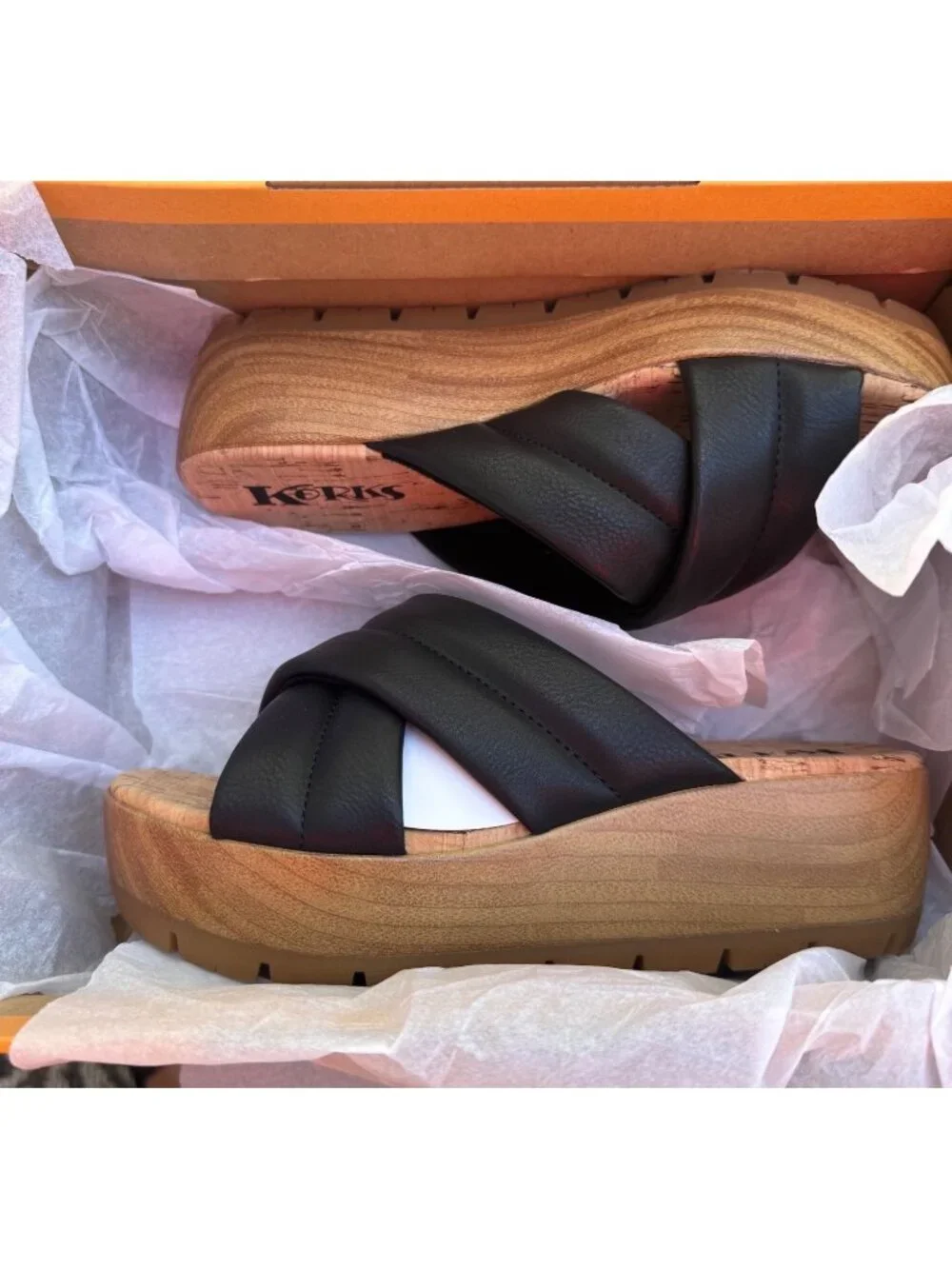 Korks Faithe Black Size 6 M Eu 36.5 Slip On Crossover 2